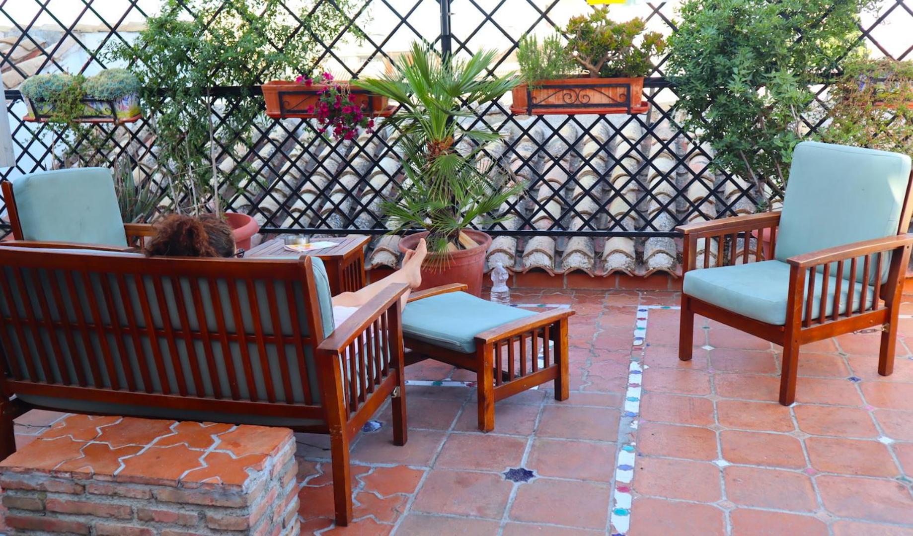 Oasis Backpackers' Hostel Granada — Photos 1